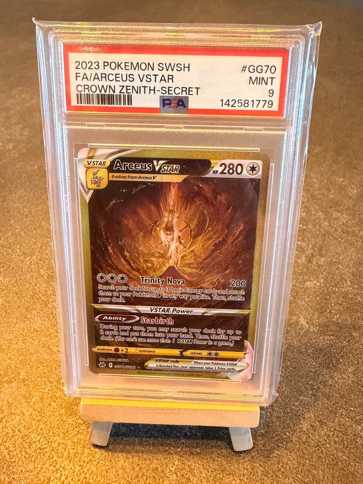 Arceus Vstar GG70 Pokémon Crown Zenith Graded PSA 9, Ophalen of Verzenden, Zo goed als nieuw