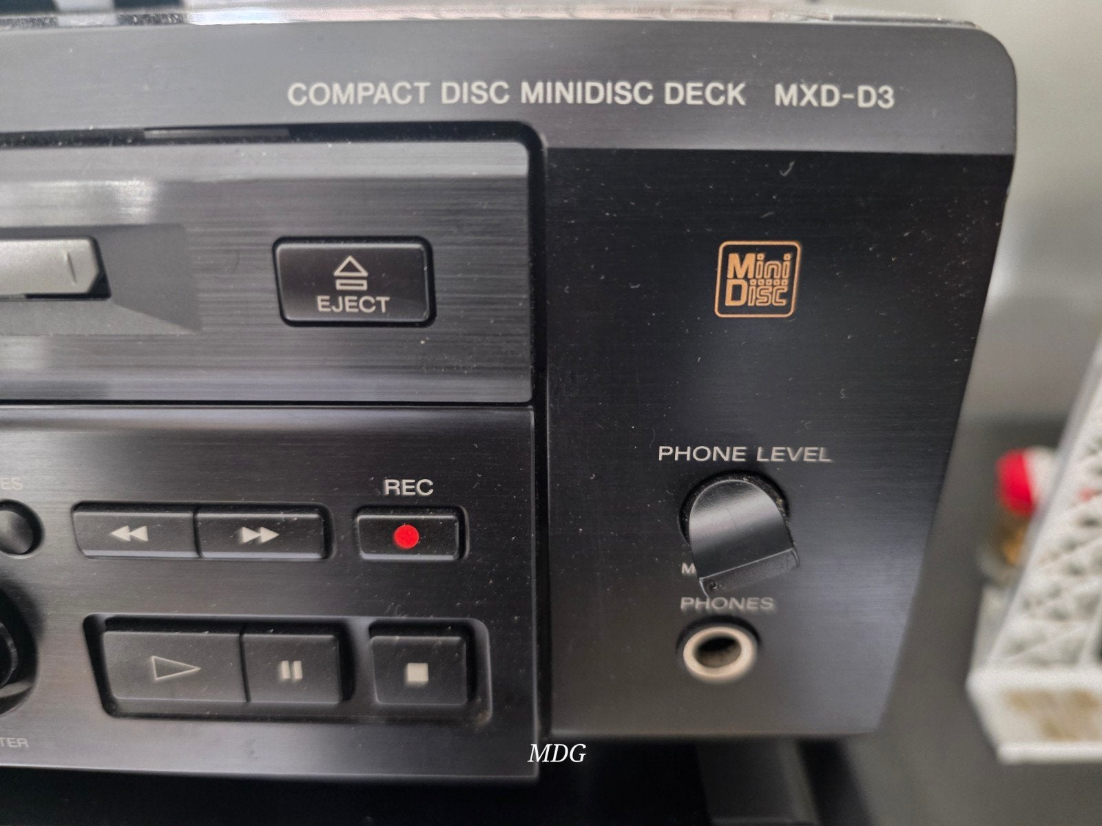De Sony MXD-D3 is een hoogwaardig, gecombineerd audio-deck, Ophalen of Verzenden