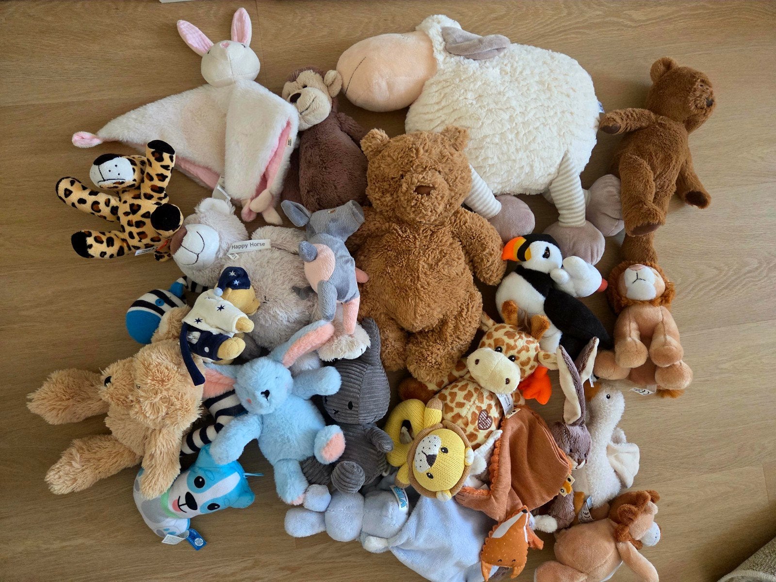 Grote collectie knuffels en knuffeldoekjes, Kinderen en Baby's, Speelgoed | Knuffels en Pluche, Ophalen, Zo goed als nieuw