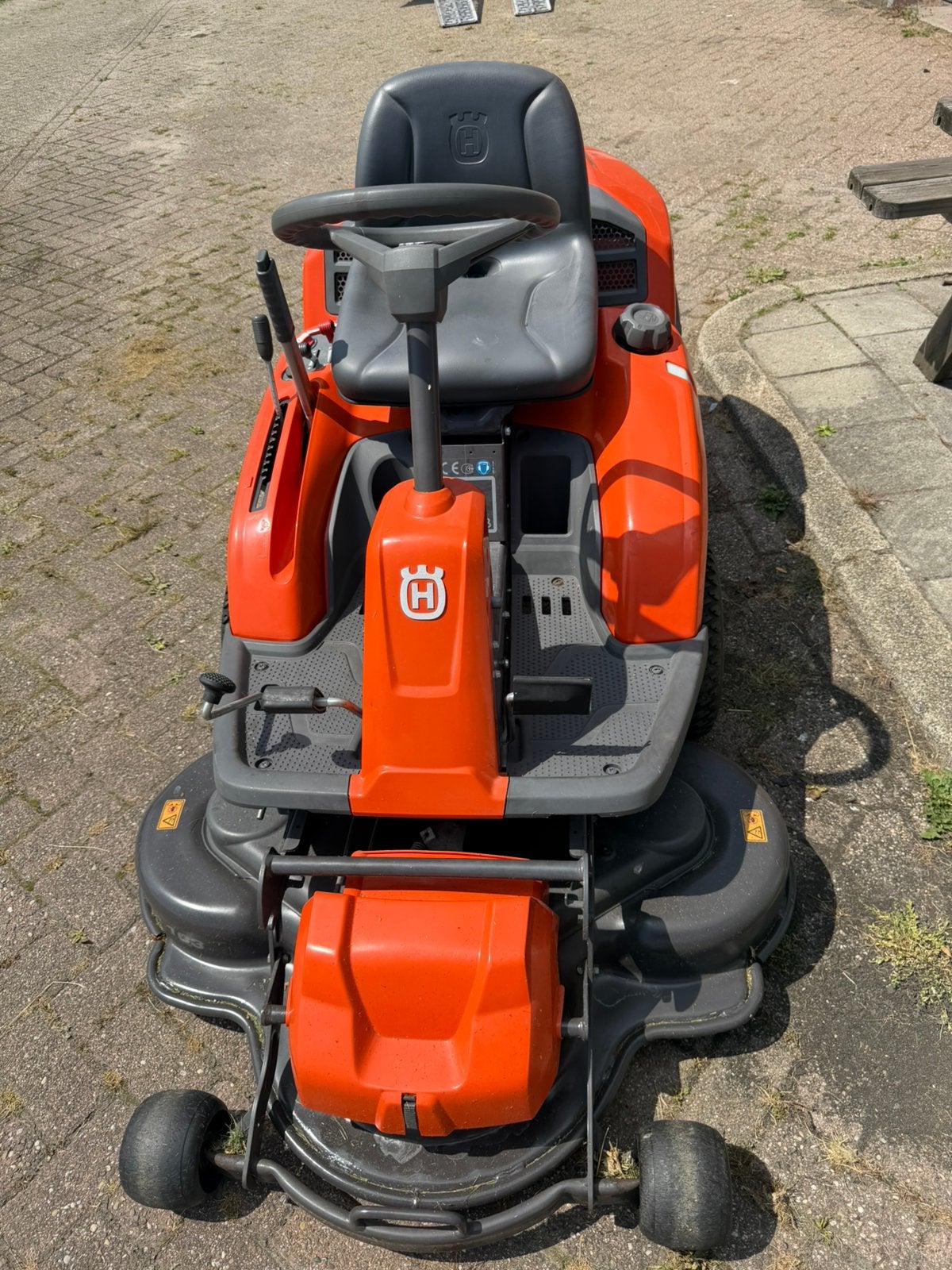 Husqvarna Rider 215 TX, Tuin en Terras, Zitmaaiers, Ophalen of Verzenden, Zo goed als nieuw