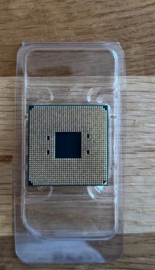 Amd ryzen 7 5700x, Computers en Software, Ophalen of Verzenden, Zo goed als nieuw, 3 tot 4 Ghz