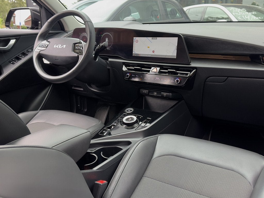 Kia Niro 1.6 GDi Hybrid EXECUTIVE-LINE LEDER NAVI CAMERA DIG, Auto's, Kia, 1374 kg, Gebruikt, Leder en Stof, Origineel Nederlands