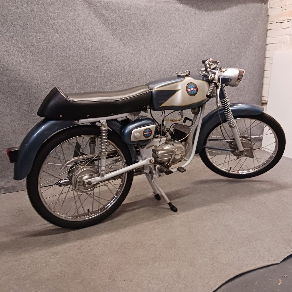 mooie Benelli Sprint 1963; inruil mogelijk, Fietsen en Brommers, Maximaal 45 km/u, 49 cc, 3 versnellingen, Ophalen