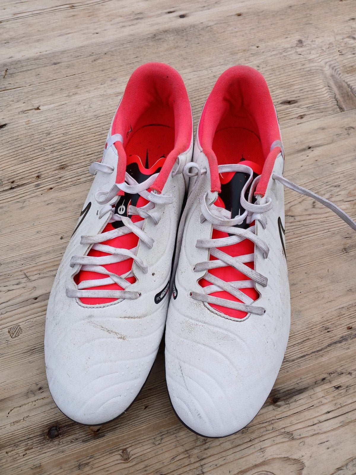 Nike Tiempo voetbalschoenen - Maat 43, Maat XS of kleiner, Ophalen, Gebruikt, Schoenen