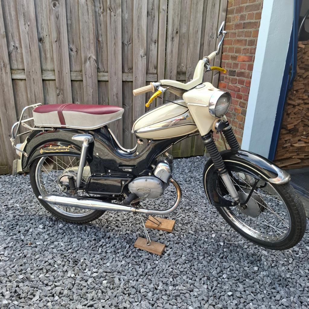 DKW Zweirad Union type 126 Super Hummel 1962 geel kenteken., Ophalen