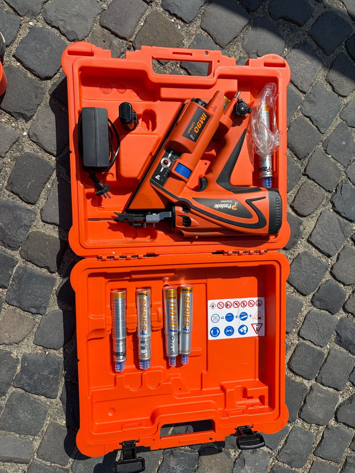 Spit IM90 Compleet in Koffer met 2 Accu's en Lader, Ophalen, Zo goed als nieuw, Tacker/nietmachine, Overige merken