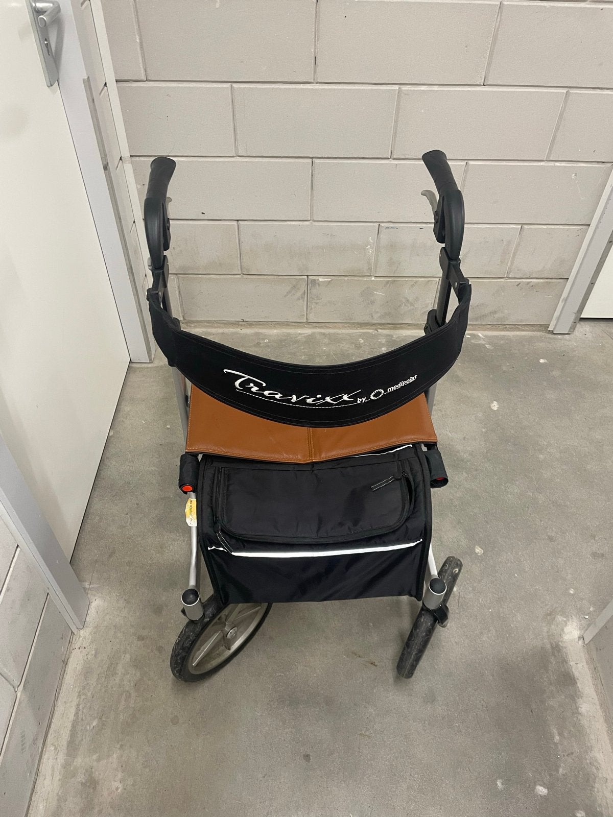 Travixx Traveller M, Ophalen, Zo goed als nieuw