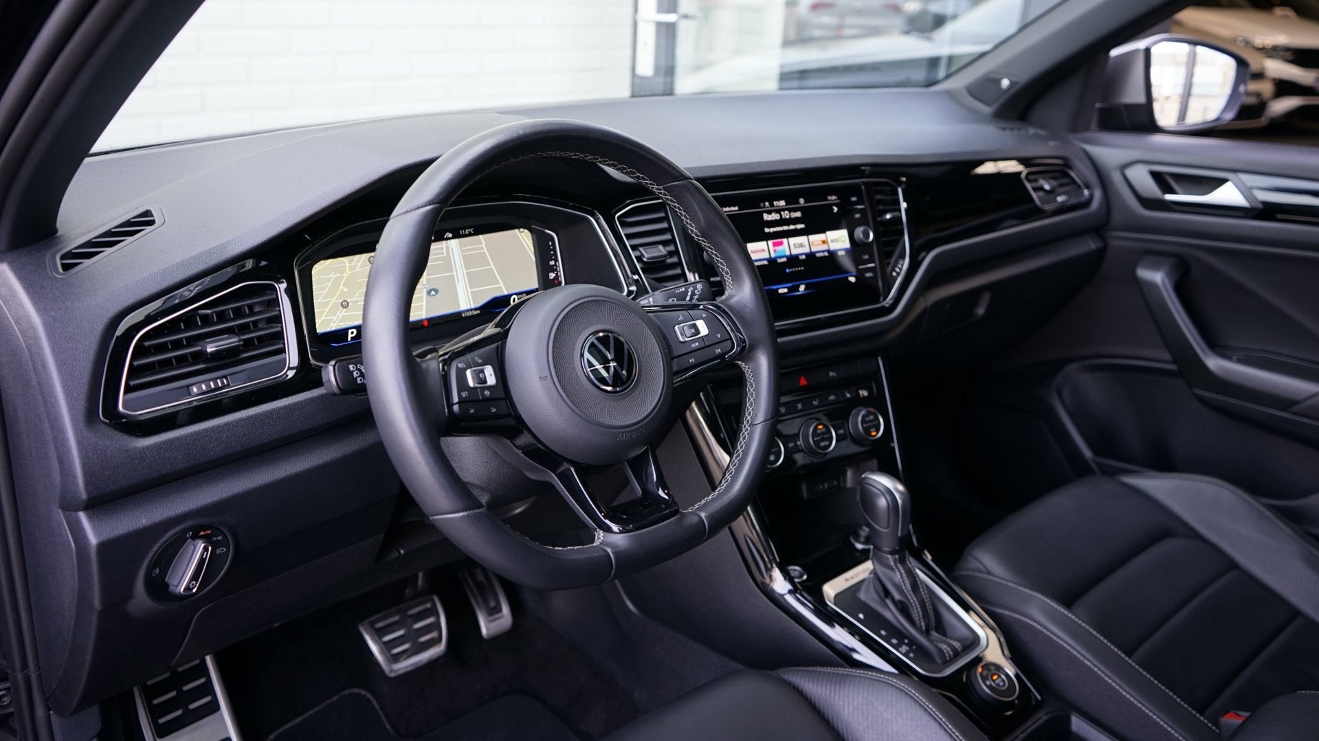 Volkswagen T-Roc R 2.0 TSI 4Motion AUTOMAAT-ACC-BEATS-CAMERA, Auto's, Volkswagen, Automaat, Gebruikt, Zwart, 4 cilinders