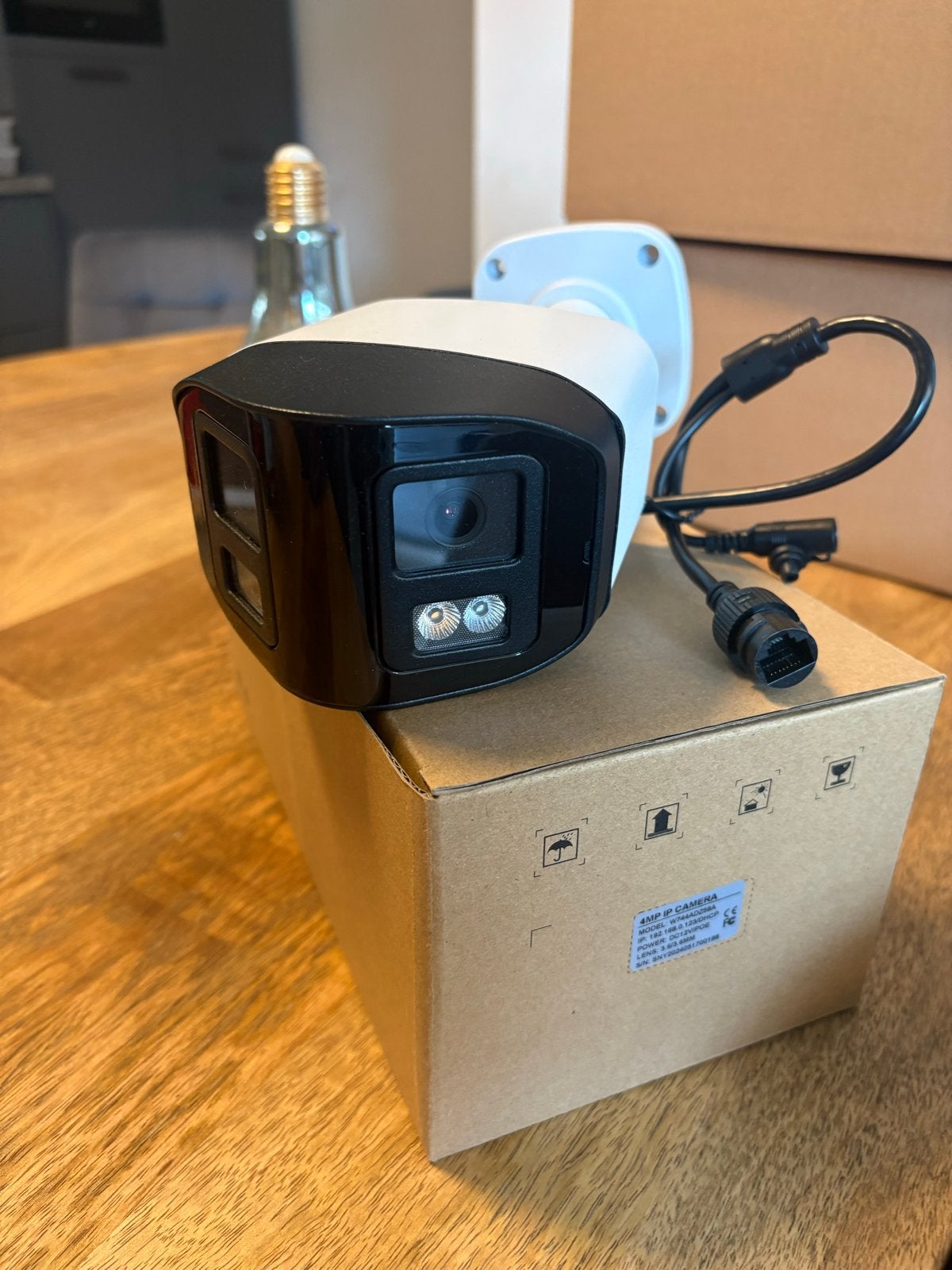4MP IP Camera - Nieuw in doos dual lens 180 graden onvif nas, Audio, Tv en Foto, Videobewaking, Ophalen of Verzenden, Nieuw, Buitencamera