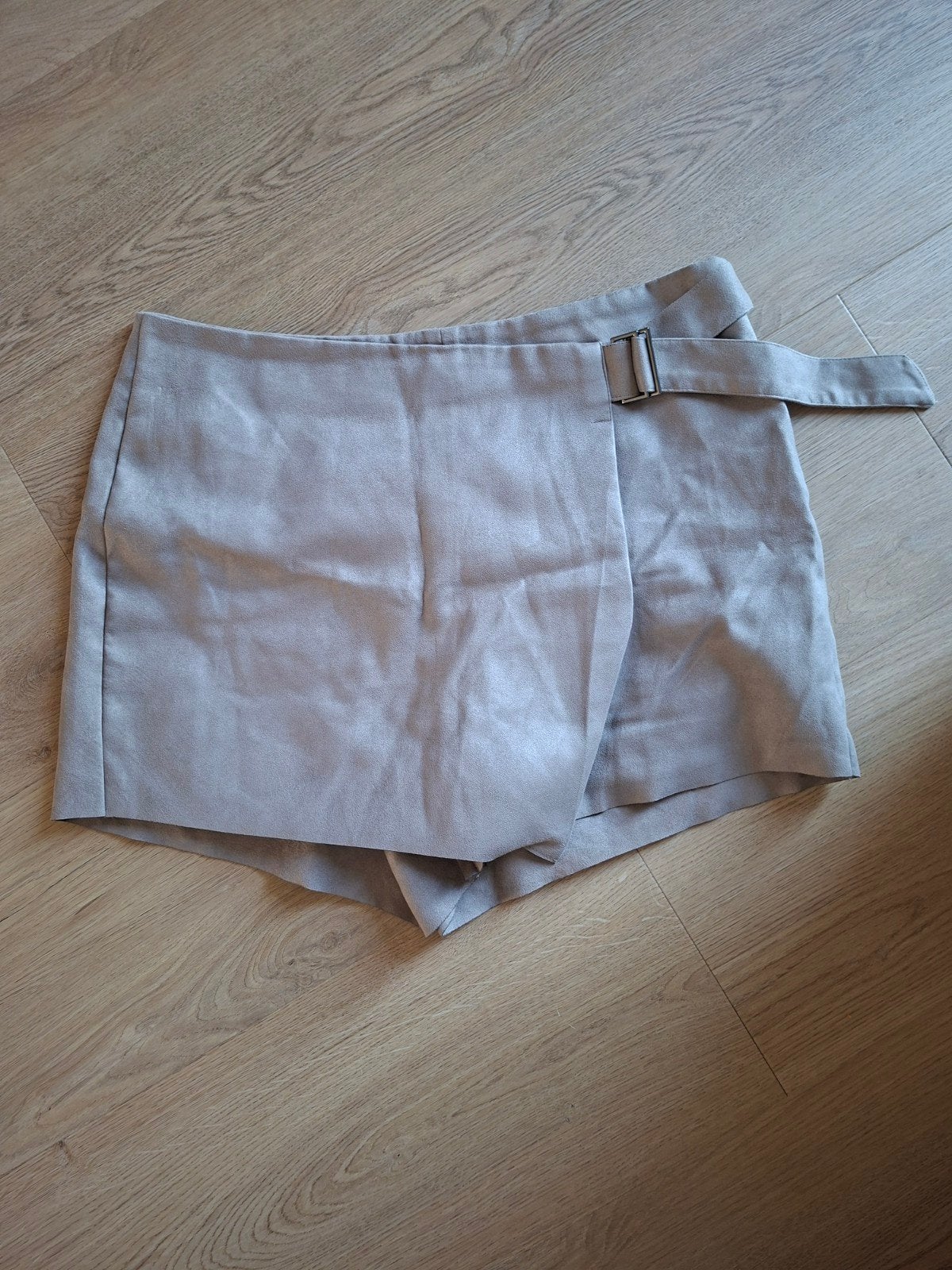 Zara Basic Collection Skort - Maat XL, Beige, Maat 46/48 (XL) of groter, Zo goed als nieuw, Boven de knie