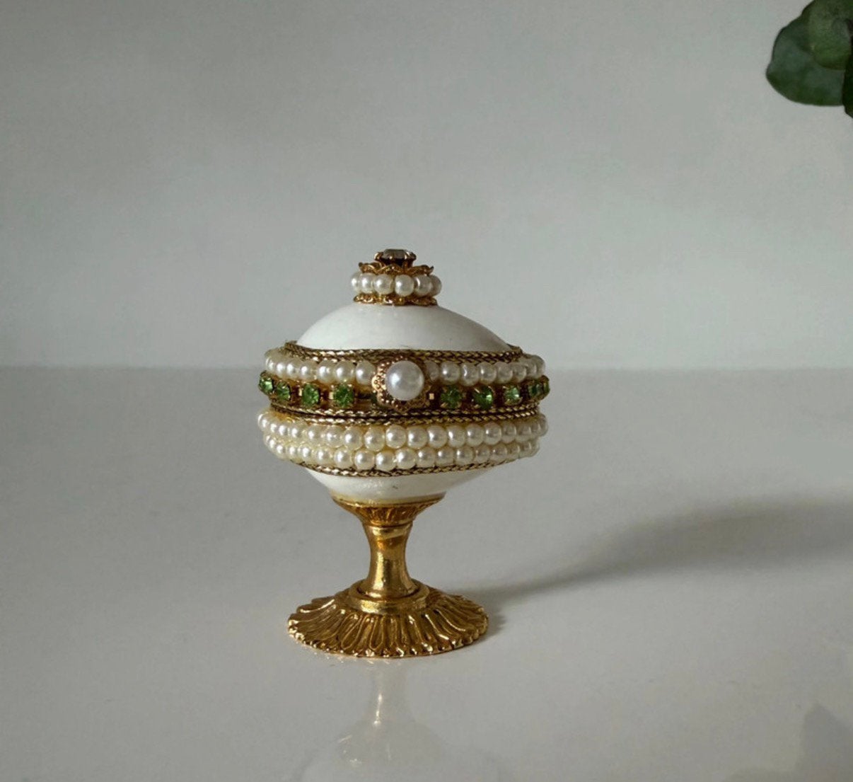 Kingspoint sieraden ei op voet, Ophalen of Verzenden