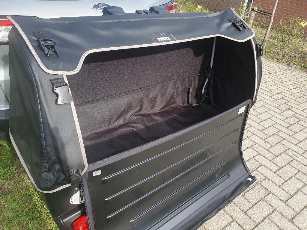 ** te huur** trekhaakkoffer thule backspace, Auto diversen, Ophalen, Zo goed als nieuw
