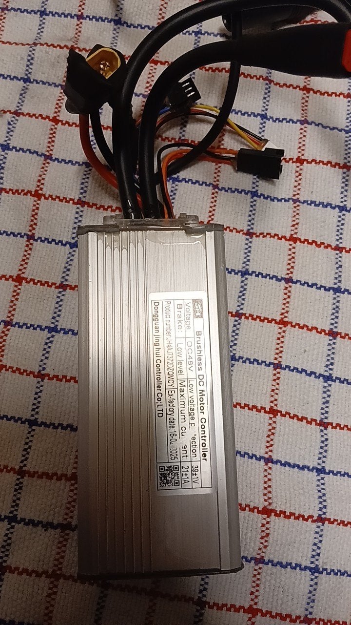 Brushless DC Motor Controller 36V/48V 21A, Ophalen of Verzenden