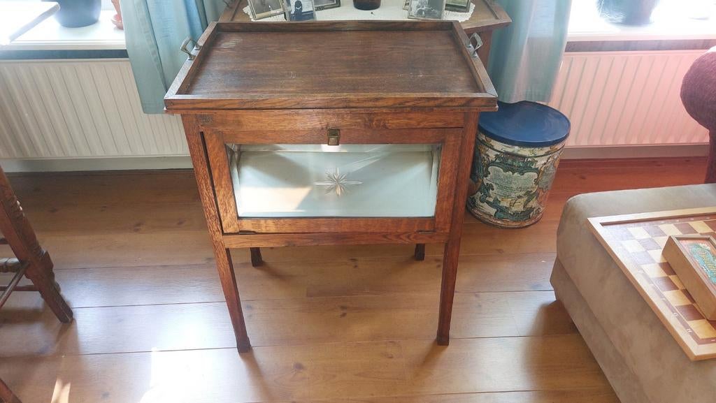 Antiek houten theemeubel met glazen vitrine, Ophalen of Verzenden