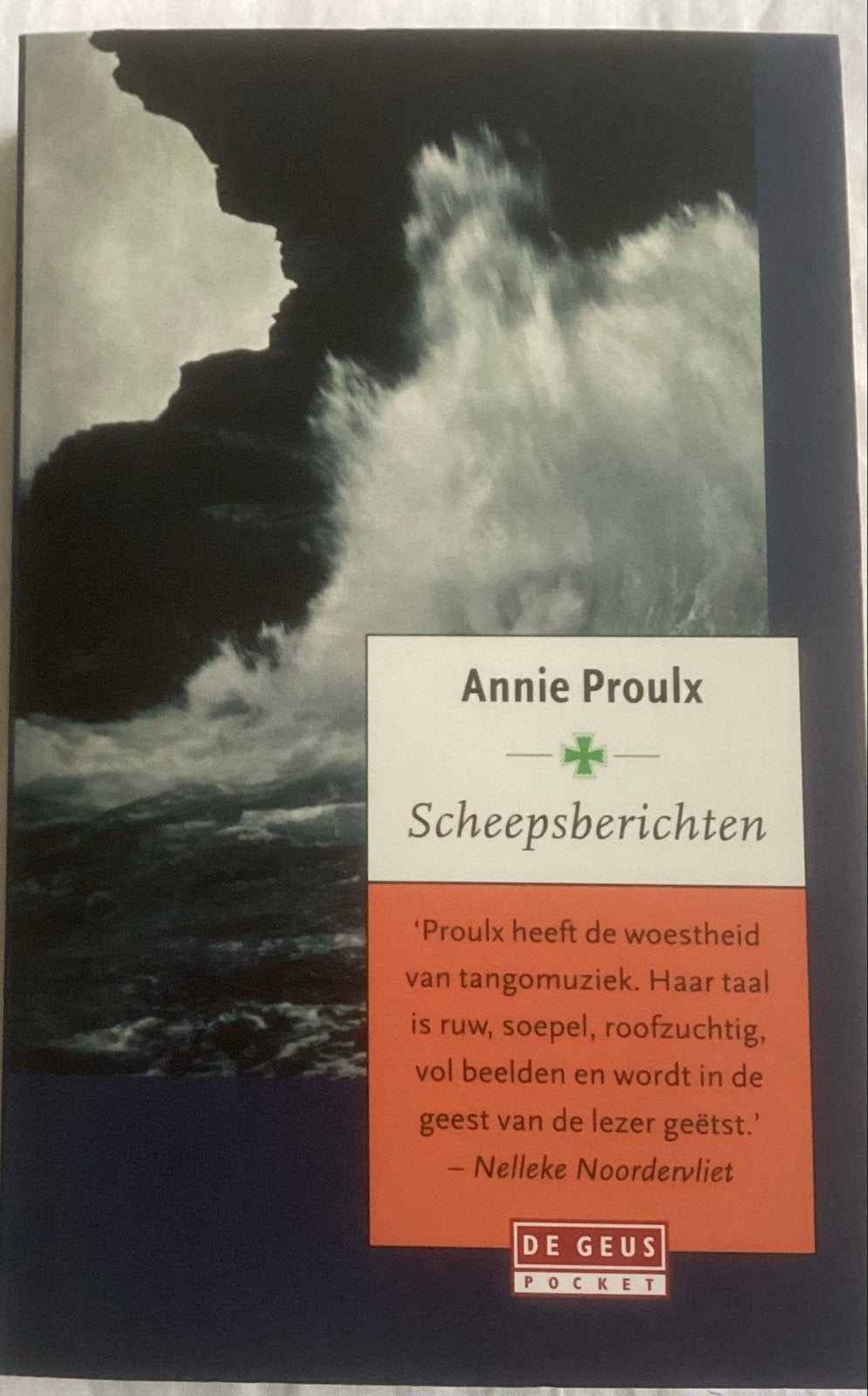 Annie Proulx - Scheepsberichten (De Geus Pocket), Boeken, Romans, Gelezen, Nederland, Ophalen