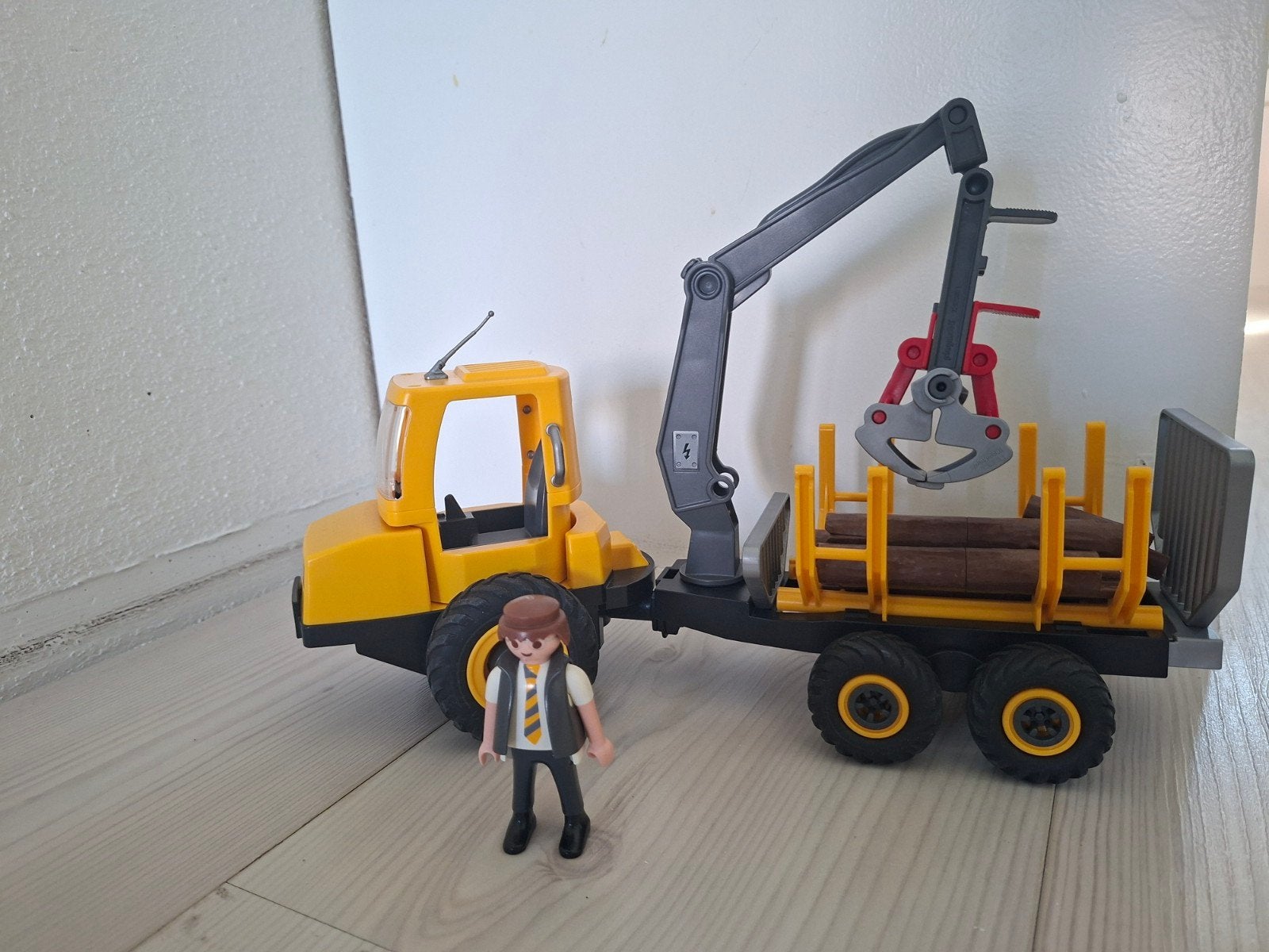 Playmobil Houttransport met Kraan en Boomstammen, Complete set, Voertuig, Ophalen of Verzenden, Zo goed als nieuw