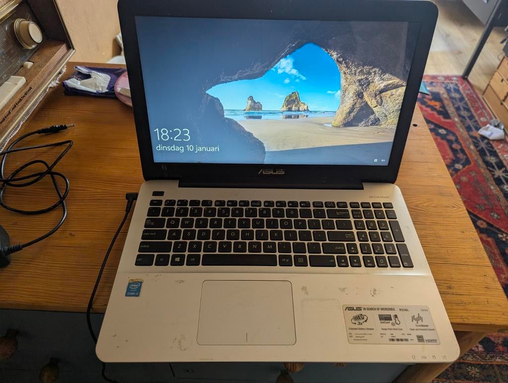 LAPTOP asus R556L Toetsenbord DEFECT!, Computers en Software, Windows Laptops, Ophalen of Verzenden, Niet werkend, Onbekend