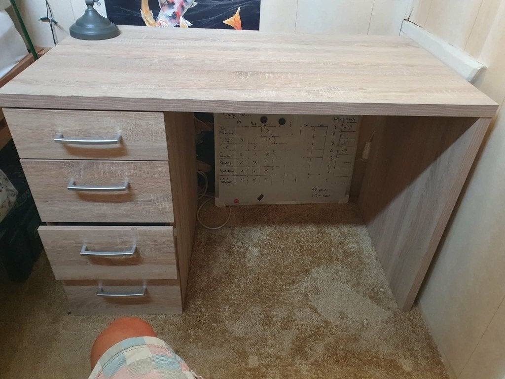bureau, Ophalen, Demontabel, 110 cm, Spaanplaat of MDF