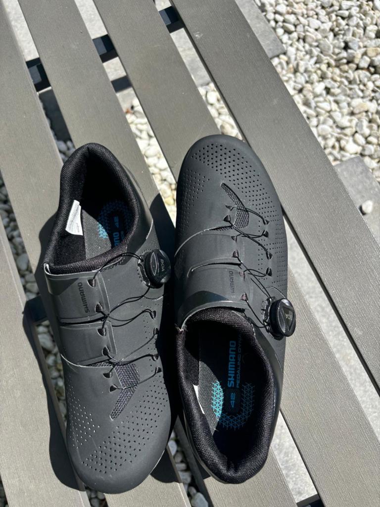 Shimano RC3 fietsschoenen, maat 42 (valt kleiner), Fietsen en Brommers, Fietsaccessoires | Fietskleding, Heren, Schoenen, Overige maten