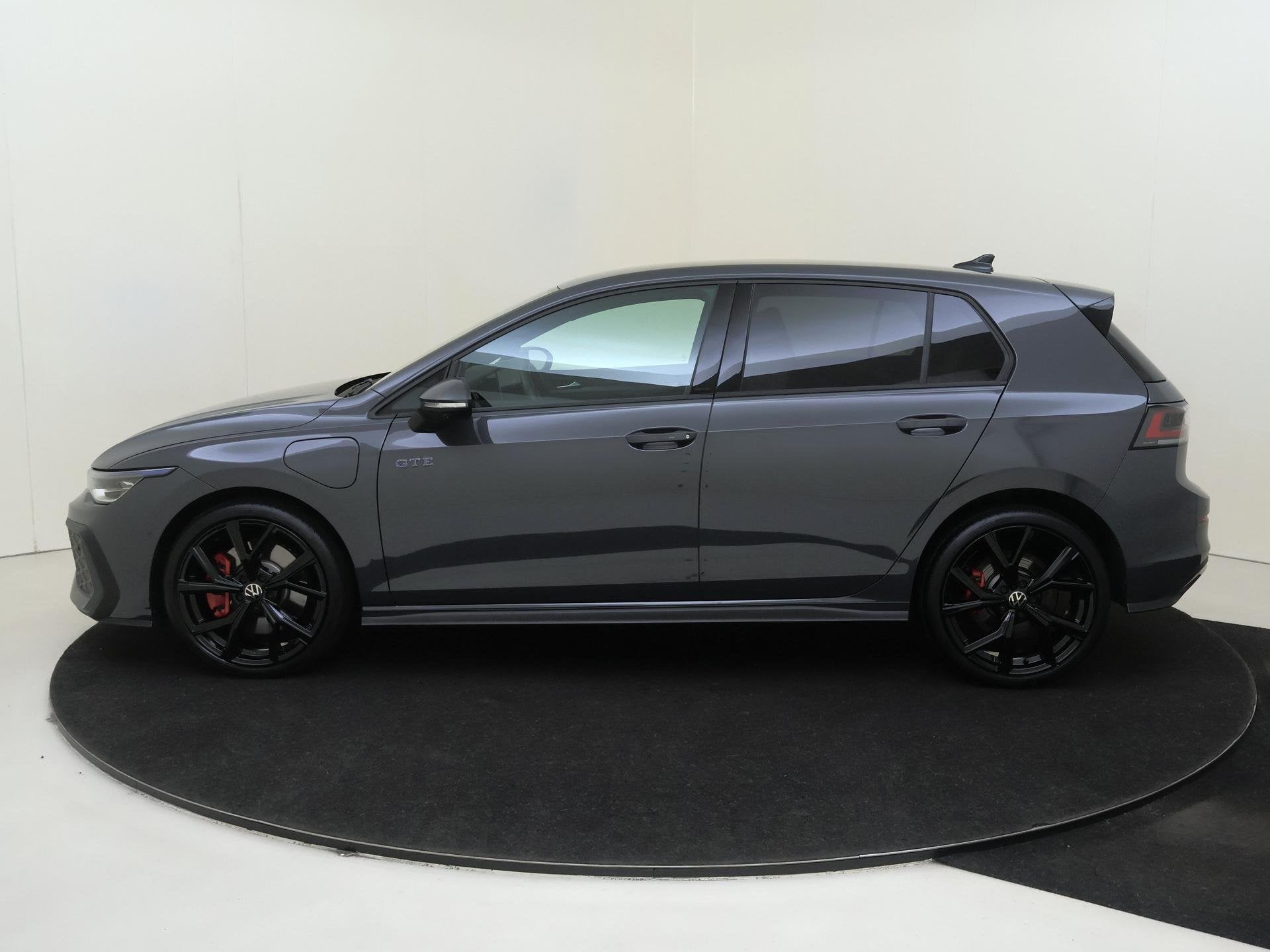 Volkswagen Golf 1.5 eHybrid GTE | SoH 100% | Lederen bekledi, 12 maanden, 4 cilinders, 150 min, 26 kWh