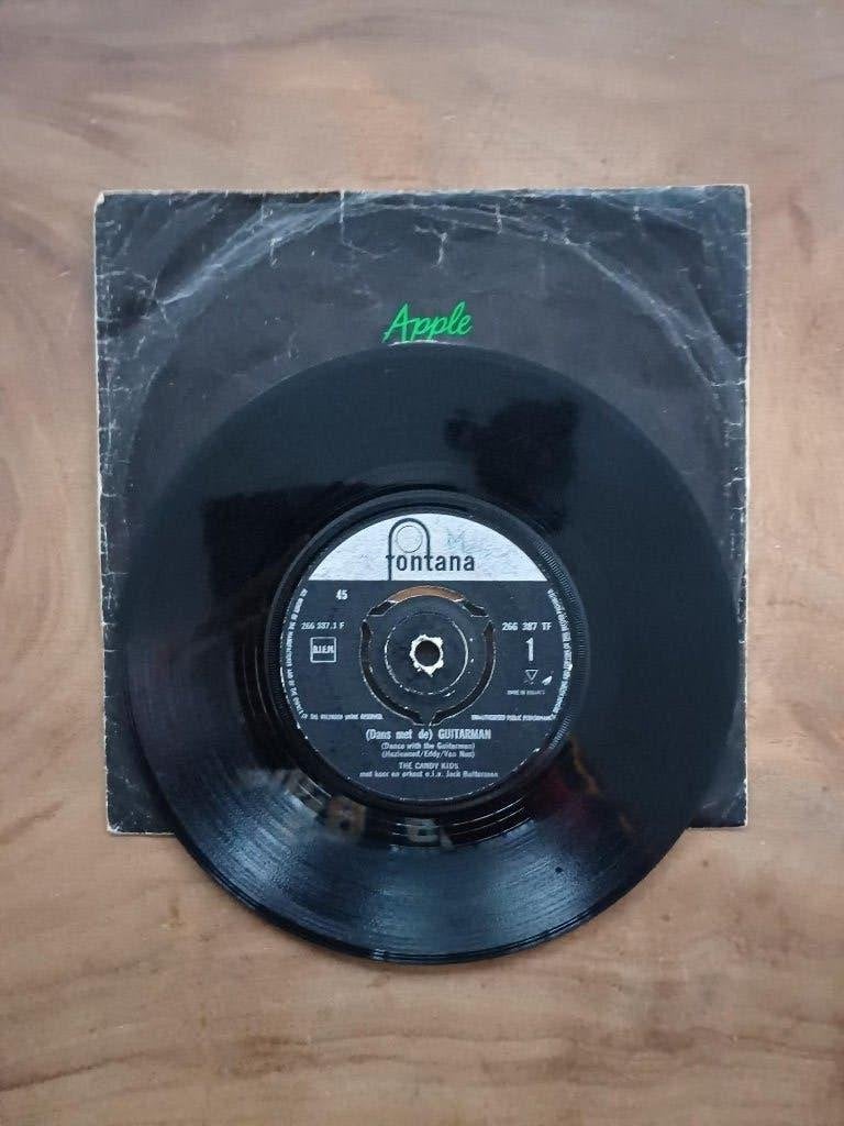 The Candy Kids - (Dans Met De) Guitarman - Single - Vinyl, Gebruikt, 7 inch, Ophalen of Verzenden, EP