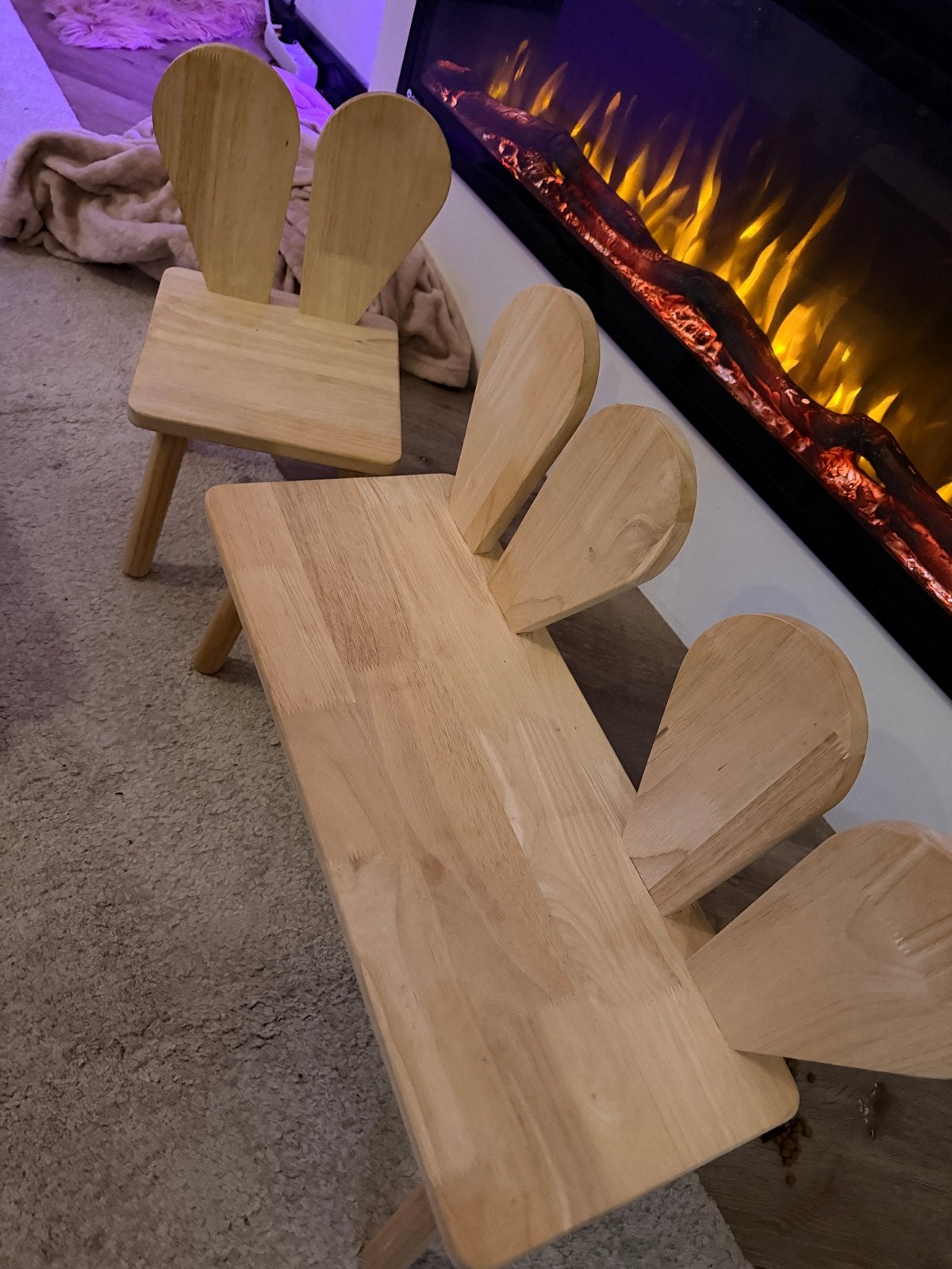 Leuke houten kinderstoel en bankje met konijnenoren, Ophalen, Zo goed als nieuw, Tafel(s) en Stoel(en)