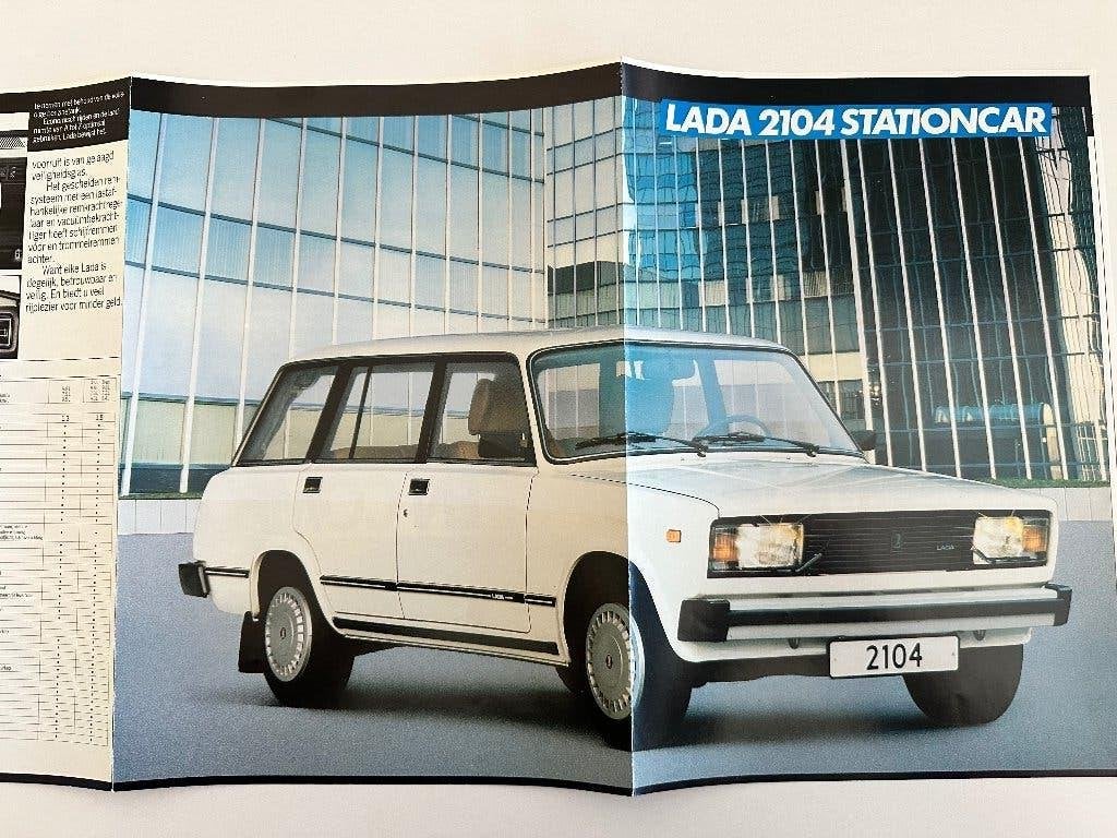 Folder Lada 2104 station, Ophalen of Verzenden, Zo goed als nieuw, Overige merken