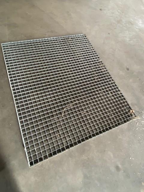 Gegalvaniseerd looprooster, Doe-het-zelf en Verbouw, Metalen, Ophalen of Verzenden, Zo goed als nieuw, IJzer