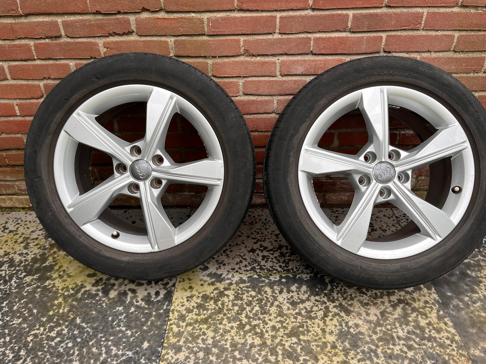 Originele Audi velgen met  zomerbanden 225/50 R17, Auto-onderdelen, Banden en Velgen, Ophalen, Gebruikt, Banden en Velgen, 17 inch