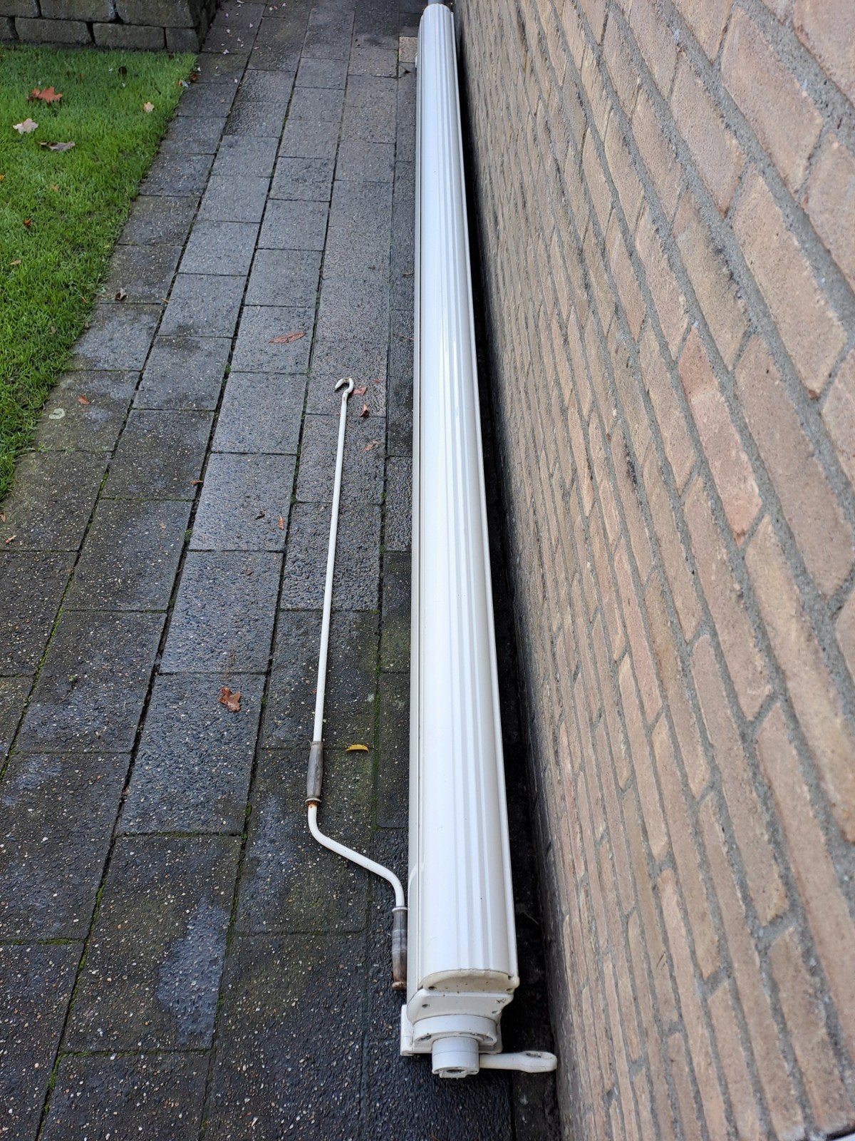 Knikarmscherm - Groen/creme wit gestreept - Handbediend, Ophalen, Gebruikt, 250 cm tot 450 cm, Knikarmscherm