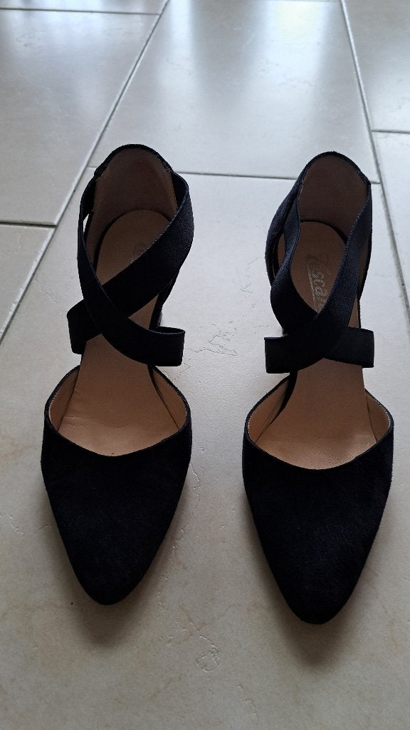 Italiaanse pumps Vero Cuoio, Pumps, Blauw, Nieuw, Ophalen of Verzenden