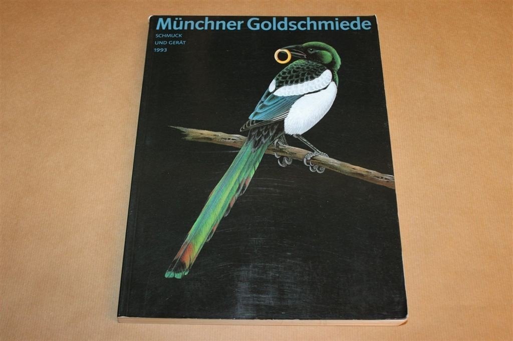 Münchner Goldschmiede — Sieraden en Edelsmeedkunst 1993, Boeken, Ophalen of Verzenden, Gelezen