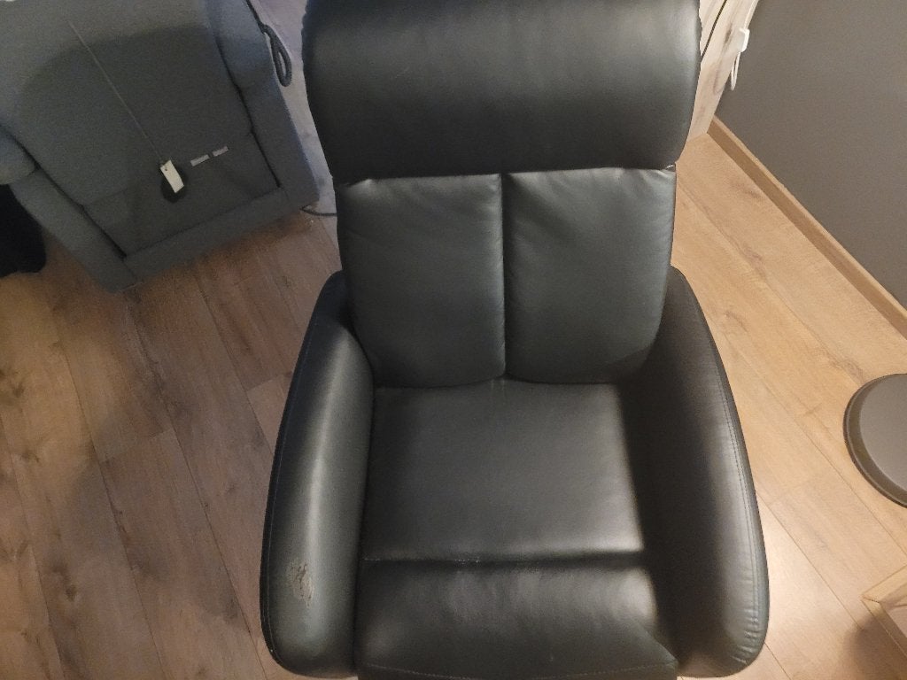 Relax stoel, Ophalen, Zwart, Zo goed als nieuw, Eén