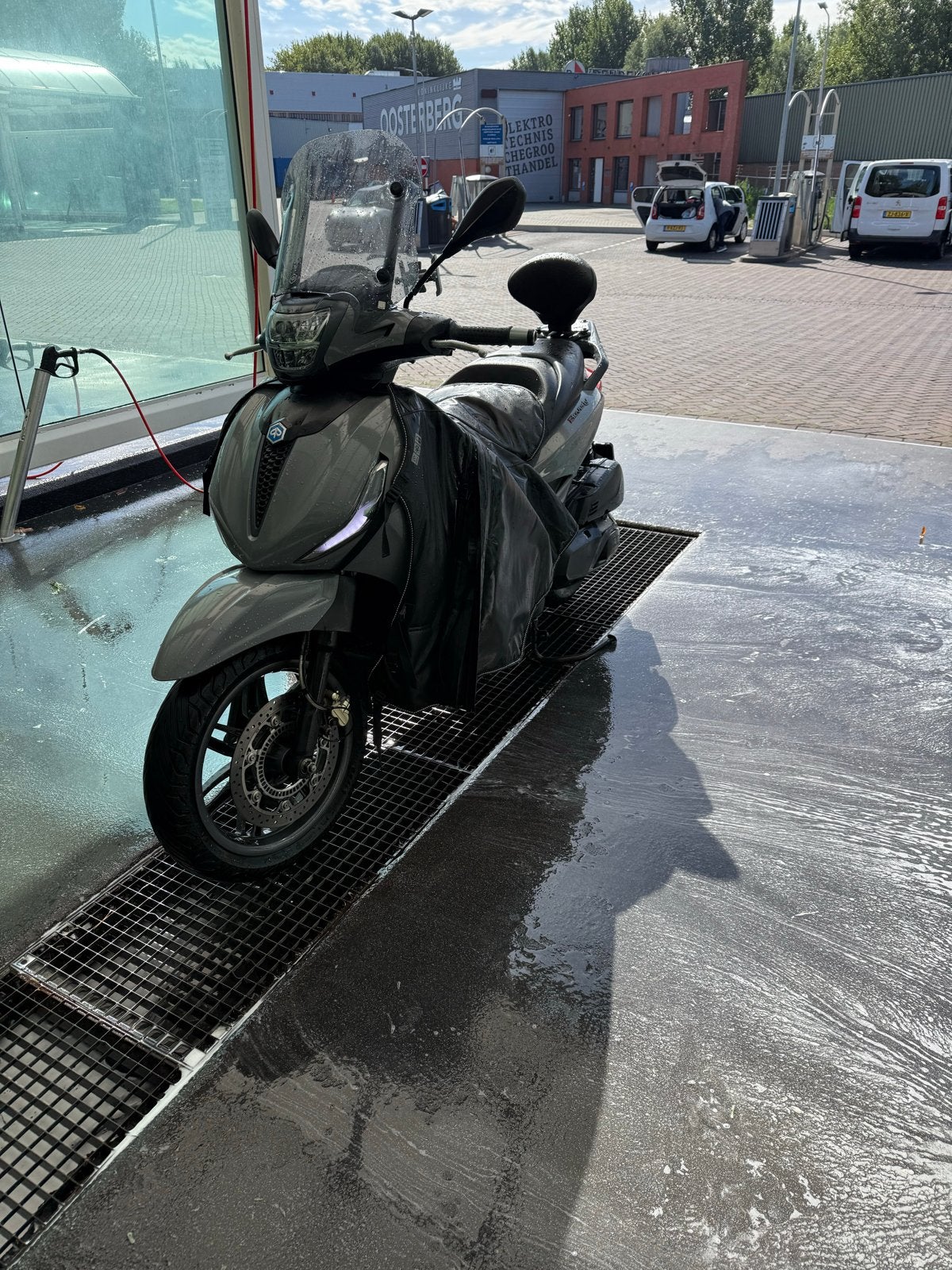 Piaggio Beverly 400 S, Motoren, Particulier
