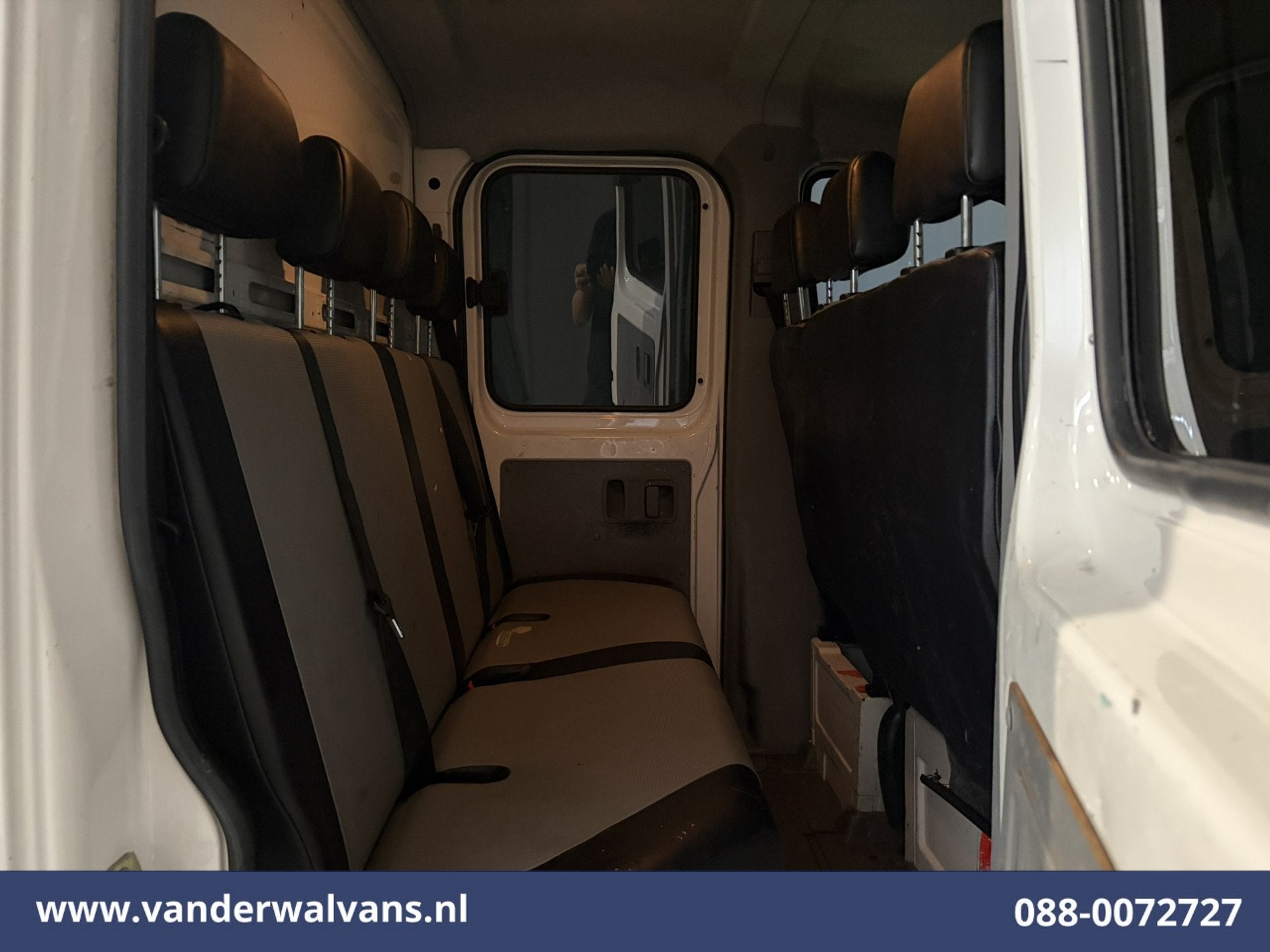 Volkswagen Crafter 35 2.0 TDI 141pk Dubbele Cabine Open Laad, Auto's, Bestelauto's, Achterwielaandrijving, Gebruikt, Euro 6, 4 cilinders