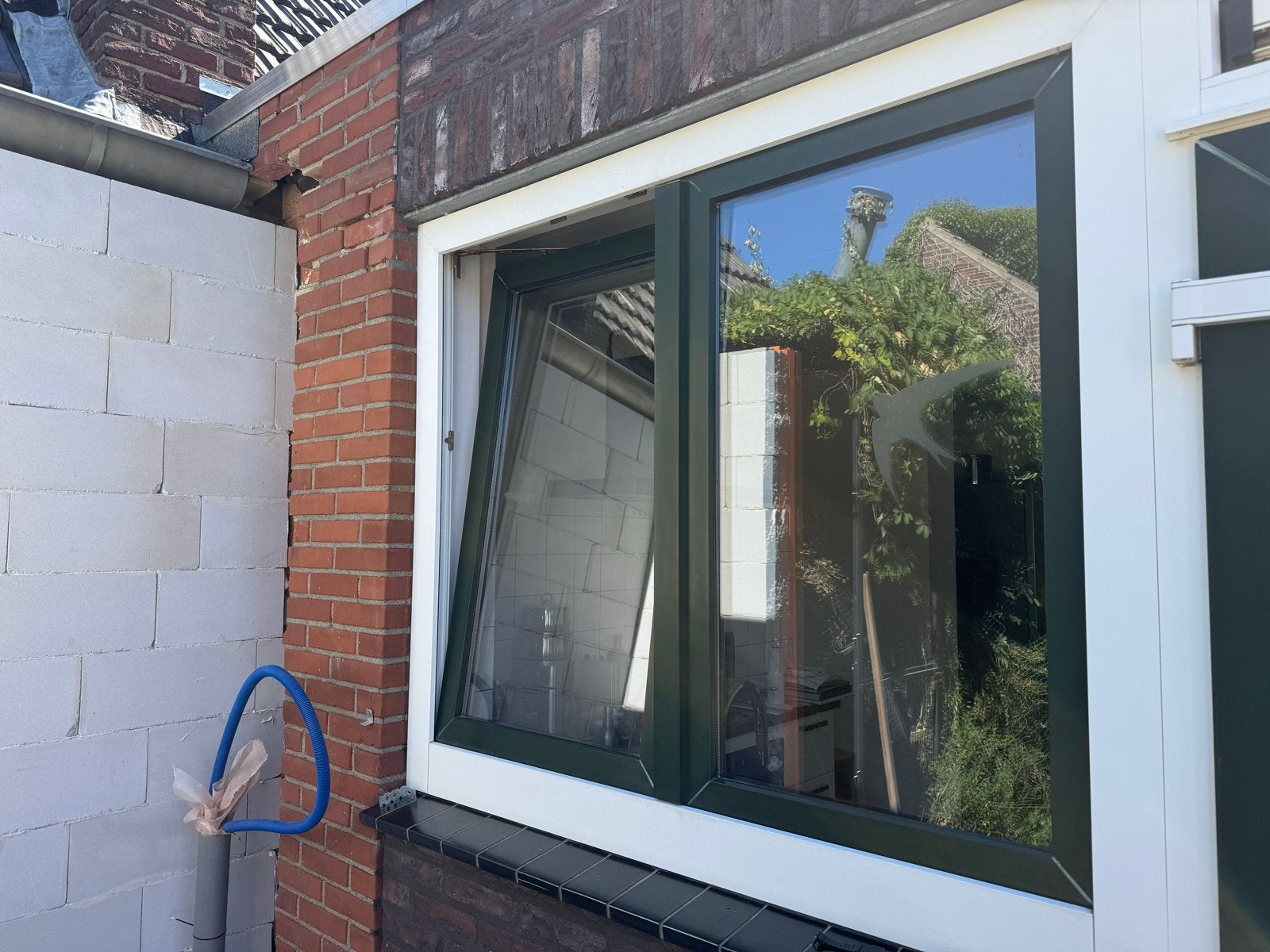 Dubbelglas Gevelraam - Wit/Groen Kozijn, Ophalen, Gevelraam of Ruit, Gebruikt, 120 tot 160 cm