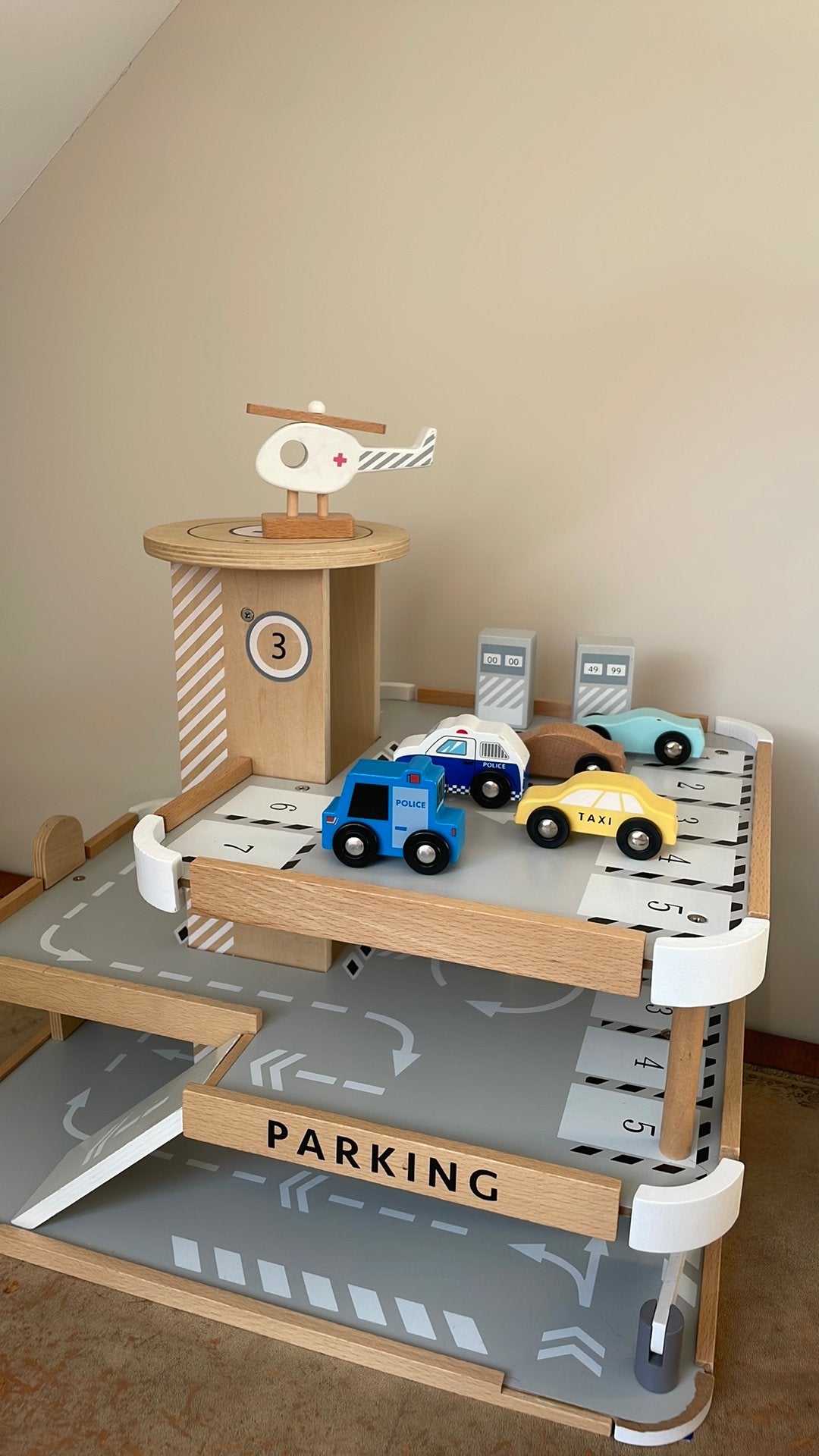 Houten parkeergarage van Petite Amelie, Kinderen en Baby's, Ophalen, Gebruikt, Jongen of Meisje