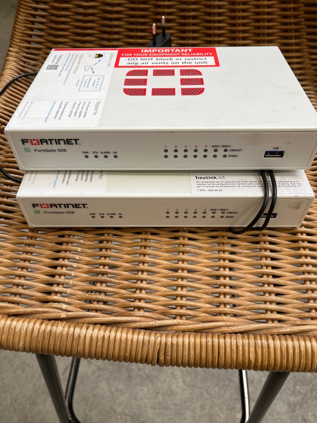 2x Fortigate 50E FG-50E Firewalls - Zo goed als nieuw, Computers en Software, Routers en Modems, Router, Adres, Ophalen of Verzenden