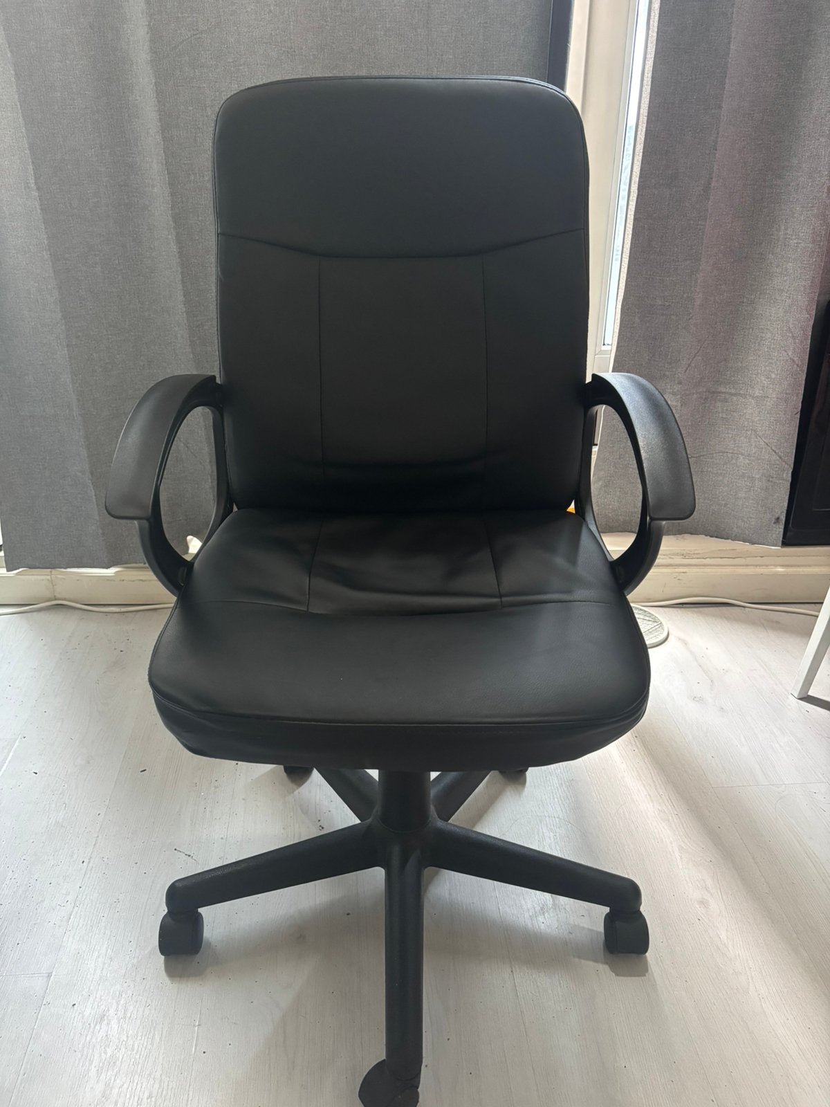 Comfy Chair for gaming or office, Ophalen, Zo goed als nieuw, Zwart