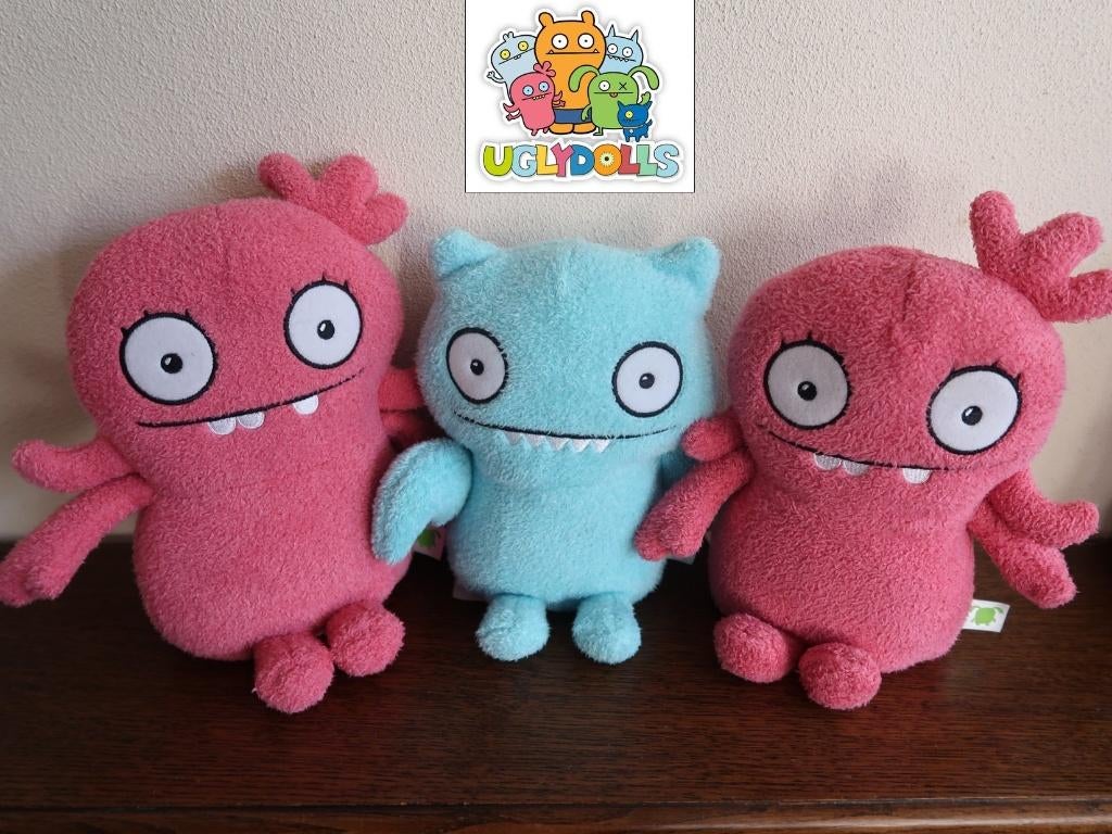Ugly Dolls plush, 2 Moxy’s & 1 Ice-Bat, 20 cm. Hasbro 2019, Kinderen en Baby's, Speelgoed | Knuffels en Pluche, Verzenden, Zo goed als nieuw