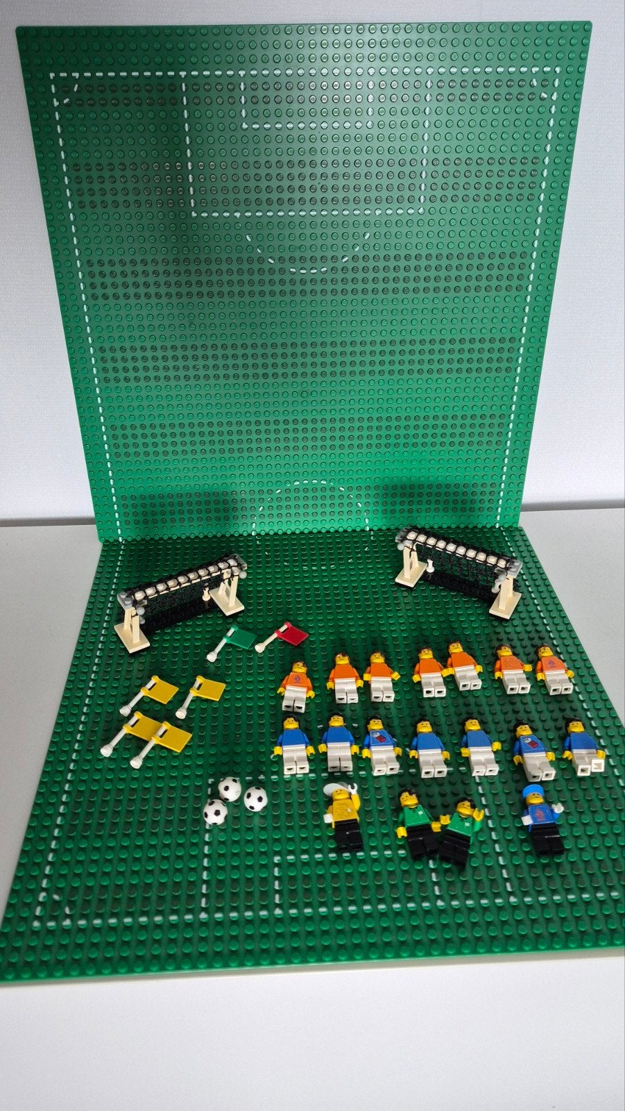 lego shell voetbalveld met spelers, Kinderen en Baby's, Ophalen, Inclusief minifiguren, Gebruikt, Overige thema's