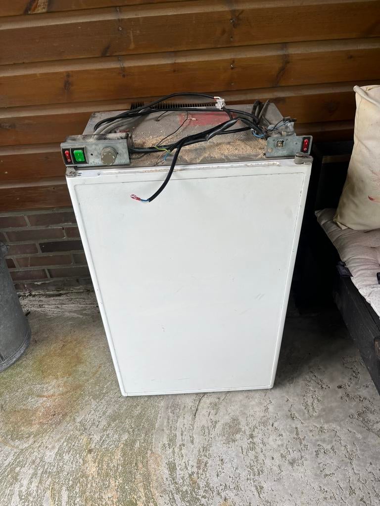 Electrolux RM2280 koelkast camper boot 85liter, Ophalen, Zo goed als nieuw, 45 tot 60 cm, Met vriesvak