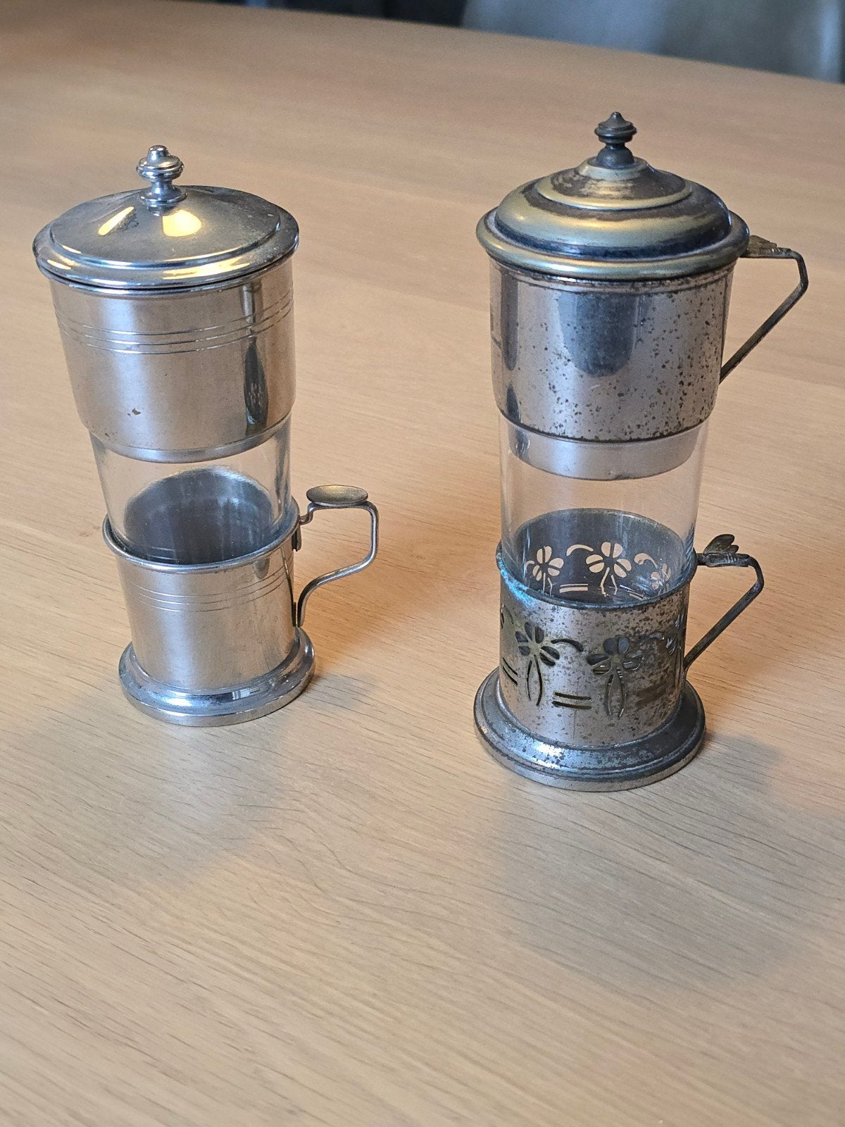 2 zeldzame antieke cafetières / percolators begin 1900 €39, Ophalen of Verzenden