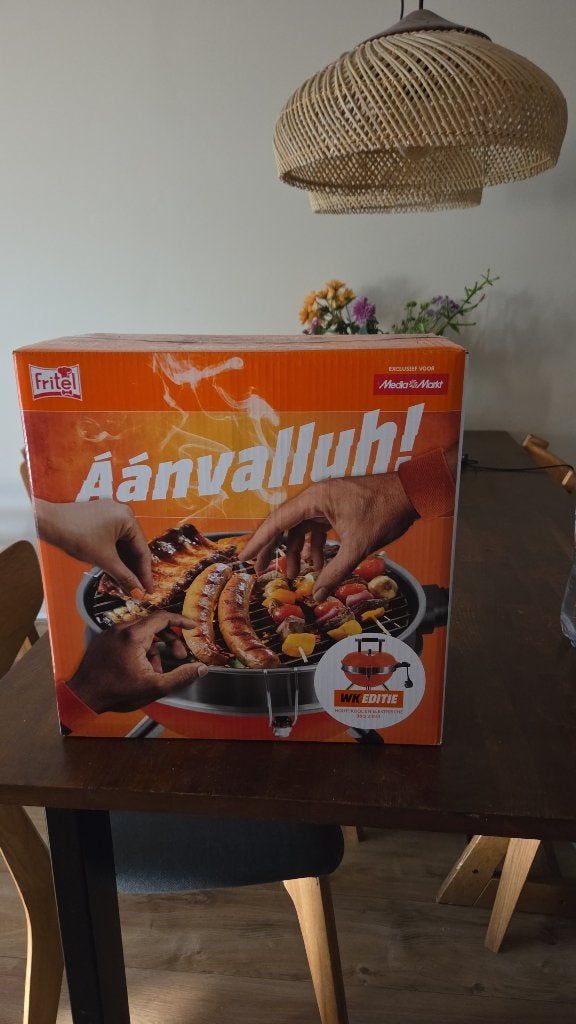 Fritel BBQ ( WK editie], Tuin en Terras, Houtskoolbarbecues, Ophalen, Nieuw