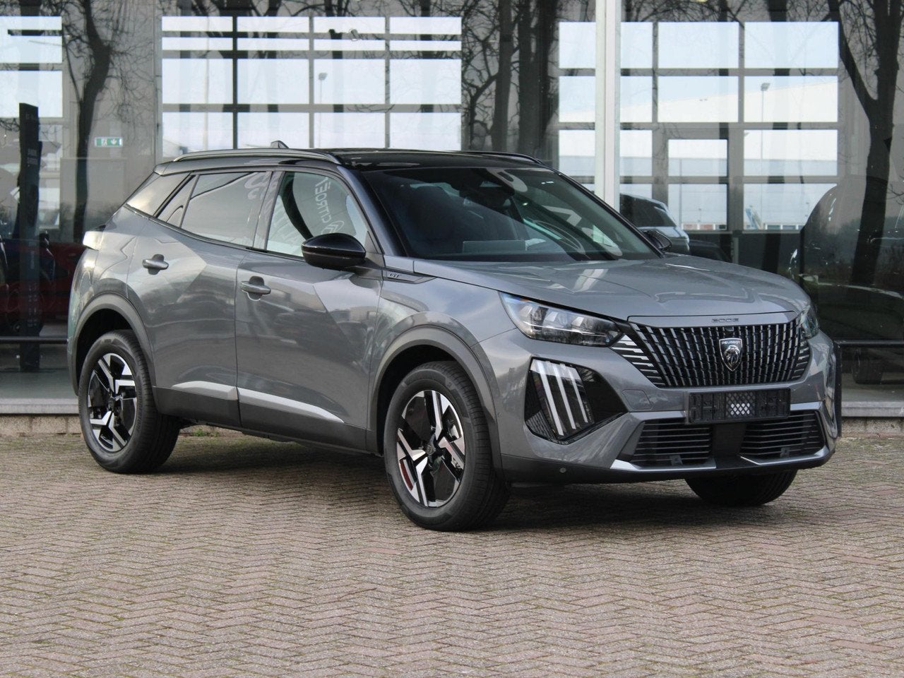 Peugeot 2008 1.2 Hybrid 145 GT VOORRAAD KORTING (bj 2026), Automaat, Gebruikt, 1199 cc, Bedrijf