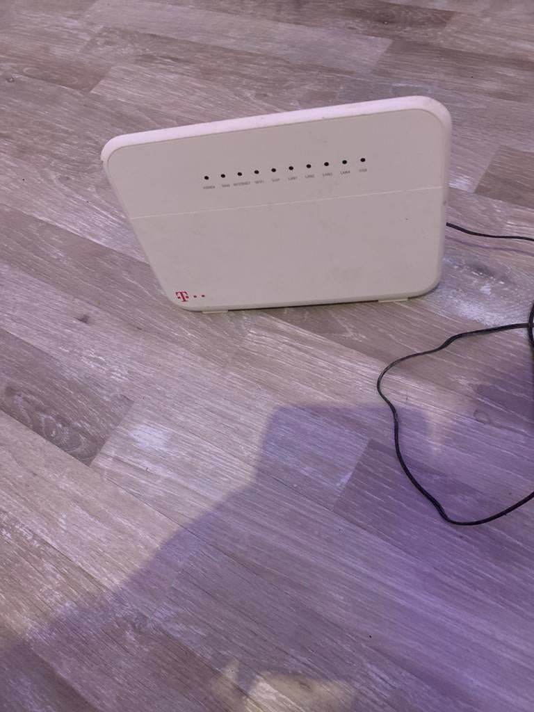 T-Mobile Huawei HG659 Router met modem, Ophalen of Verzenden, Gebruikt, Router met modem