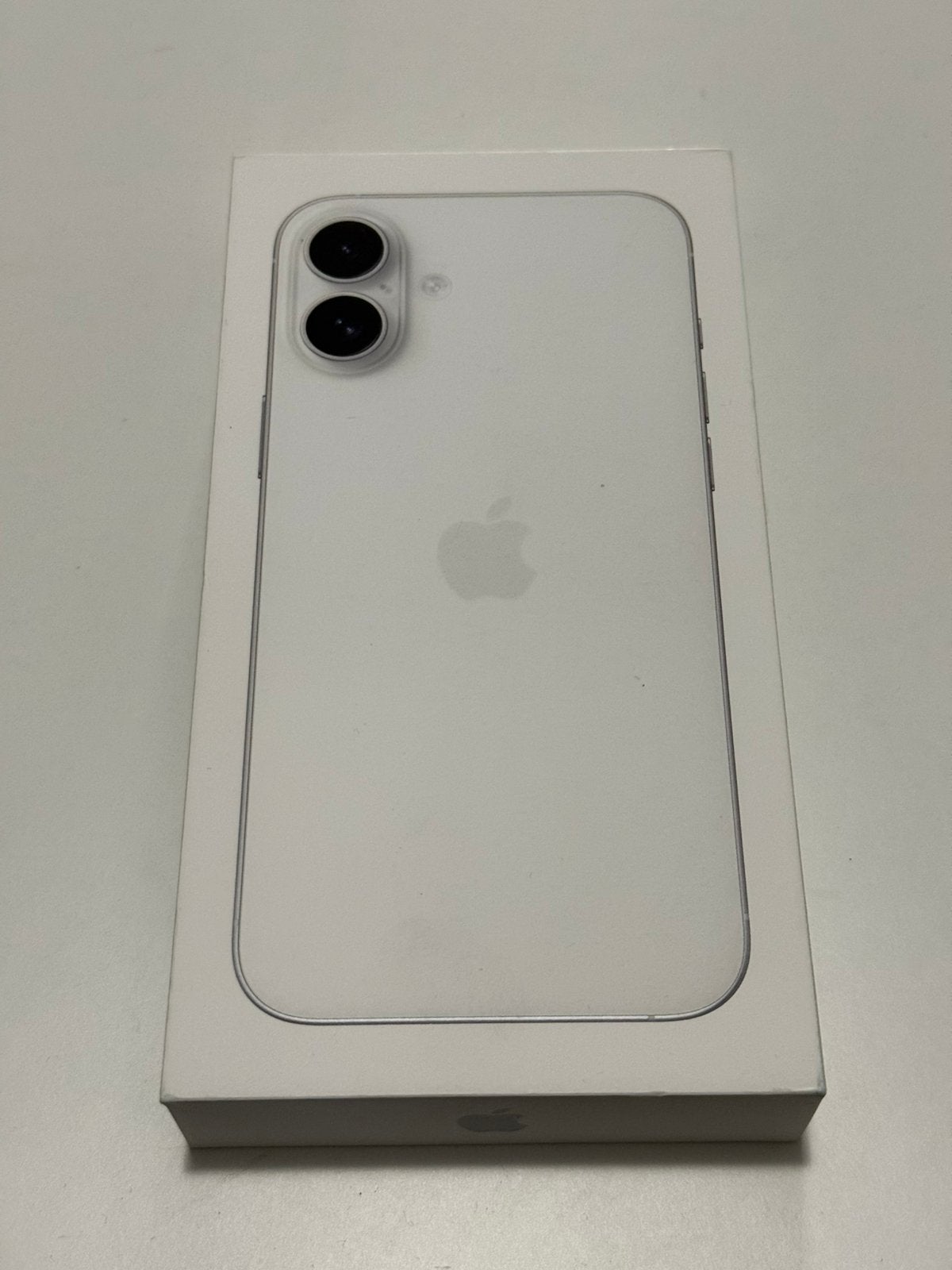 iPhone 16 Plus Wit - Lege Doos, Ophalen of Verzenden, Gebruikt, Overige typen, Apple