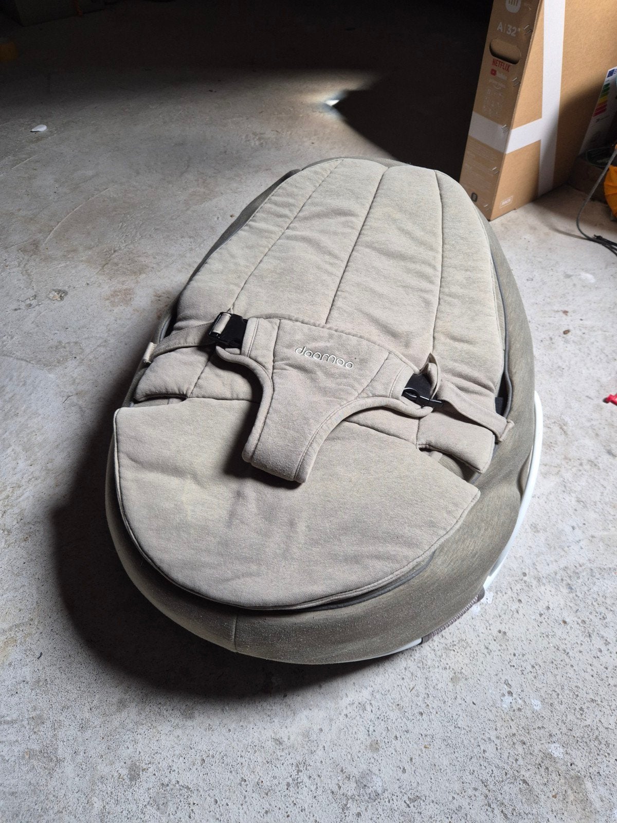 Doomoo Seat - Comfortabel en Veelzijdig Babyzitje, Gebruikt, Verstelbaar, Wipstoel, Ophalen
