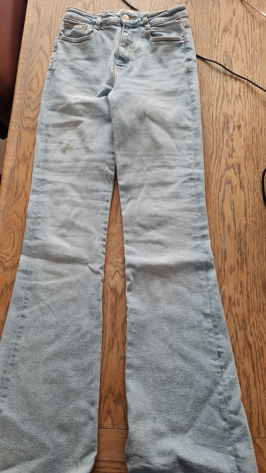 Zara flared jeans maat W28 (confectie 36), Kleding | Dames, Spijkerbroeken en Jeans, Blauw, Zara, Ophalen of Verzenden, Zo goed als nieuw