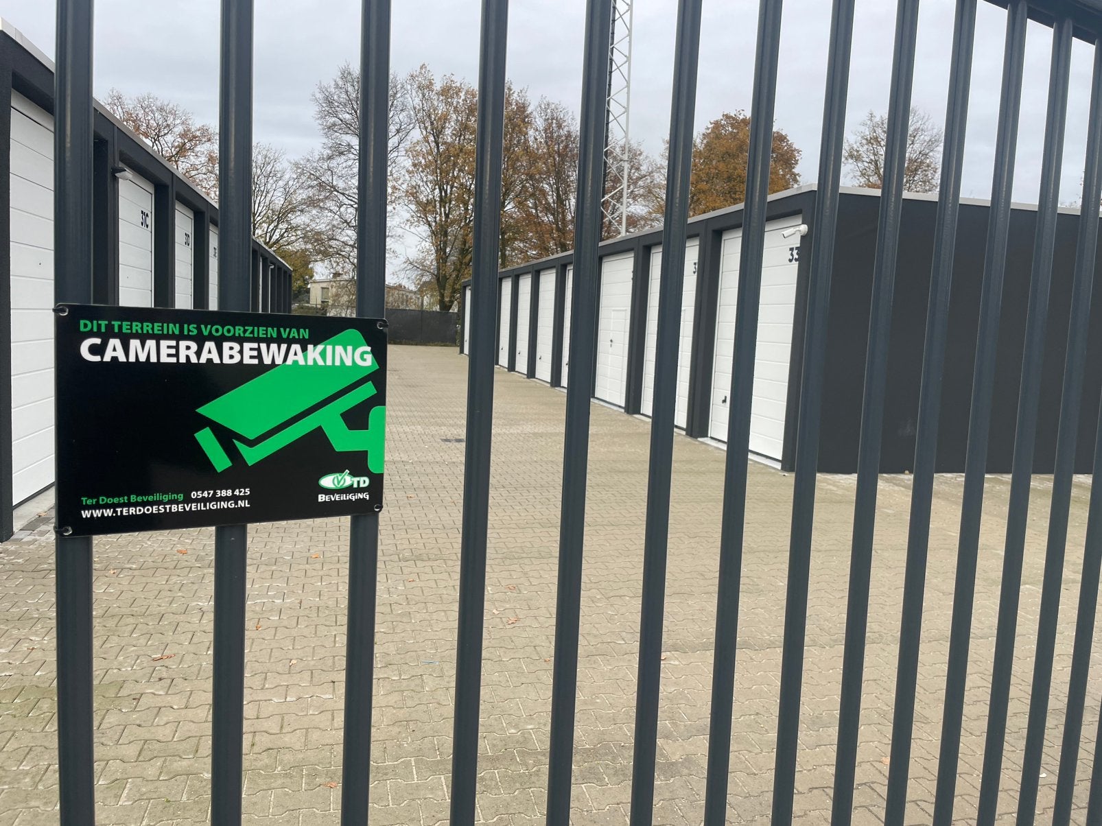 Garagebox te huur in Hengelo (27 m²) | Veilig & ruim, Overijssel